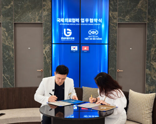 Bệnh viện Mắt Việt An Đà Nẵng Ký Kết Hợp Tác Chiến Lược Cùng Gangnam Brand Eye Clinic